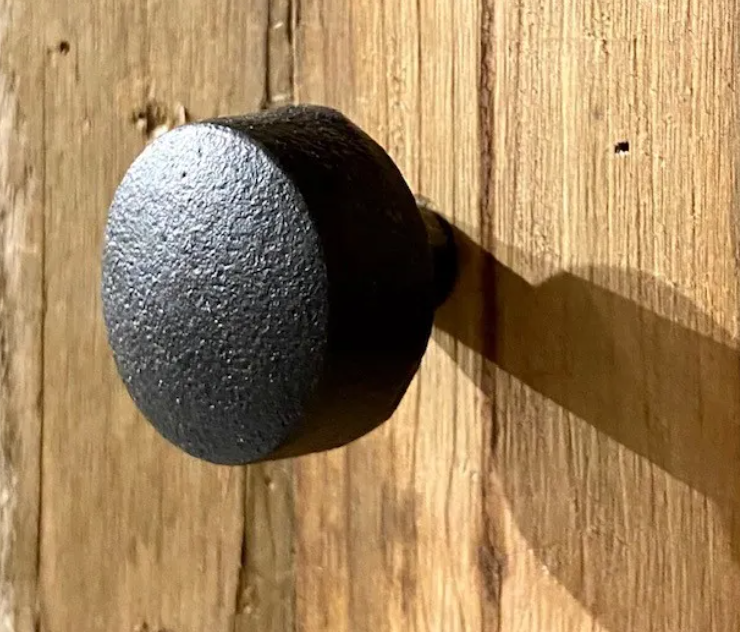 RANCH HOUSE KNOB BLACK BROWN
